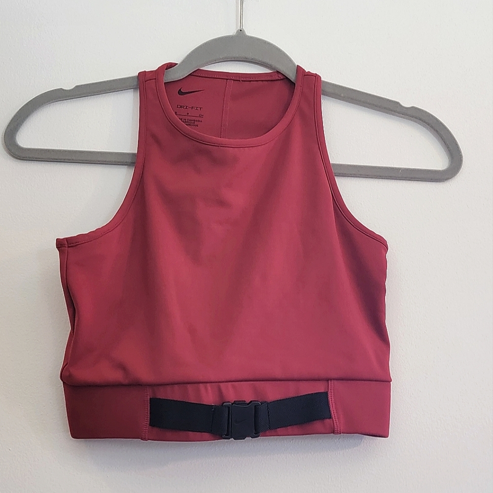 Nike Women's Crop Top